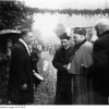 Prymas i jego kapelan podczas powitania