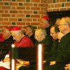 Biskupi z kapłanami